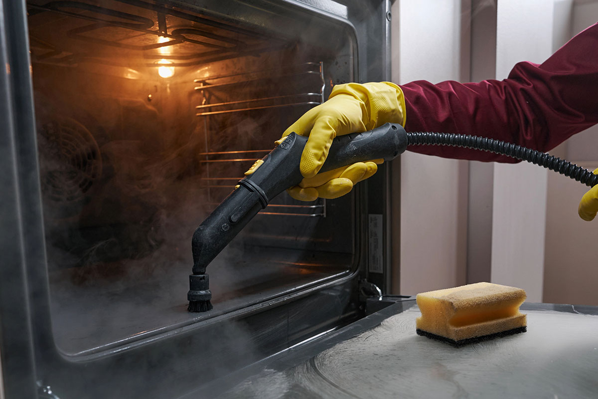 Our professional oven cleaners use state of the art equipment to get your oven looking smart in no time at all.
